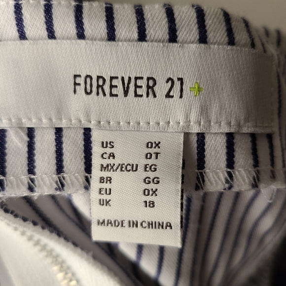 Forever 21 + striped dress - Picture 5 of 6